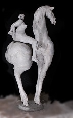 Sculpture en ciment intitulée Cléopâtre hippocampée vue de profil